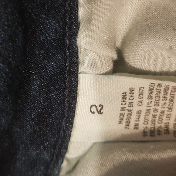 American Eagle Jean Shorts - Picture 5 of 5